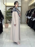 عباية إيليف بقماش كربب باربي تركي بيج ( طقم ثلاث ق...