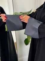 عباية جيان | اسود تدخيلات مقلم وفضي