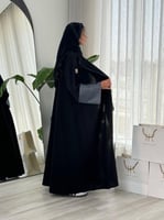 عباية جيان | اسود تدخيلات مقلم وفضي