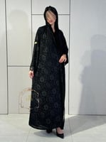 عباية لاريا بقماش دانتل مبطن