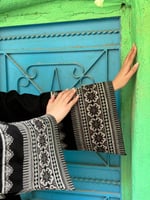 عباية السليل بقماش كريب الاناقة مطرز