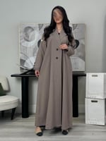 عباية سديم بليزر كريب الاناقة بيج