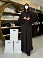 تشكيلة شتاء 2024 - عباية مايا بقماش كريب وافل استر...