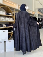 عباية روعه بقماش حرير مغسول مشجر تركي كحلي غامق