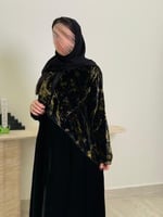 عباية سولارا بقماش مخمل كوري تدخيلات شيفون مخمل بش...