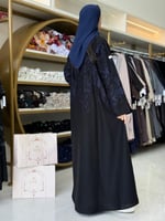 عباية سدين بقماش كريب الاناقة بتطريز كحلي