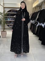 عباية تورد بقماش شيفون مبطن بتطريز بيج