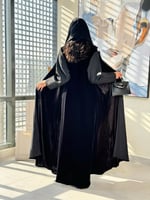 تشكيلة شتاء 2024 - عباية الفاتنه بقماش مخمل تدخيلا...