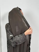 عباية دره ا بقماش حرير زيتي