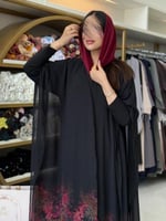 عباية لانا بقماش بلاك بيري مع شيفون برسم فوشي