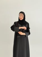 عباية افنان بقماش كريب الاناقة تدخيلات تفته