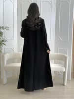 كولكشن العيد | عباية سعاد بقماش كريب رموش مزين بدا...