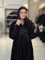 عباية آراء بقماش مخمل بتطريز كحلي