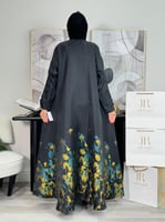 عباية حوريه ا اسود رسم اصفر