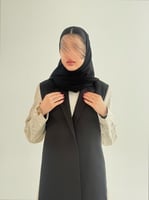 بليزر | عباية سمراء بقماش كريب ايطالي تدخيلات تطري...