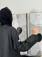 عباية حوريه ا اسود رسم موف