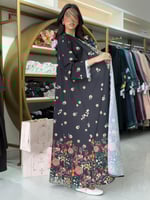 عباية الهبه لبنى بقماش حرير تويل اسود مورد