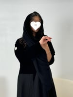 تشكيلة شتاء 2024 - عباية بيرين جاكار مخطط ومخمل اس...