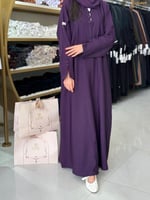 عباية ليان بقماش كريب باربي مزين بازرة خزامى