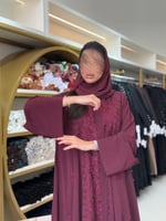 عباية جوانا بقماش كريب اوكراني مطرز عنابي