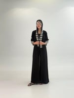 عباية صوفيا بقماش كريب ملكي بتحديد قيطان