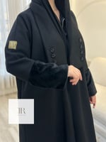 عباية اوصاف l بقماش شانيل بشك ناعم وفرو بالاكمام -...