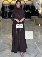 عباية جواهر كلوش بخيط ابيض - بني محمر