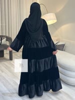 عباية روابي مخمل كوري طبقات كم عنابي