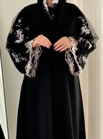 عباية يولين | كريب الاناقة بتل مطرز