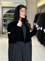 عباية مرسي بقماش مخمل تدخيلات كريب مزيونه