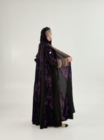 عباية ريلام بقماش مخمل تديخلات كريب الاناقة بتطريز...