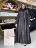 عباية الهام بقماش حرير مغسول ياباني ورق شجر