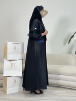 عباية أزهار ا بقماش كريب الاناقه كحلي