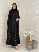 عباية ود بقماش باربي تدخيلات شك اسود