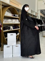 عباية رهف صيفيه بقماش كريب تدخيلات حرير اسود