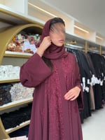 عباية جوانا بقماش كريب اوكراني مطرز عنابي