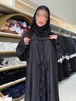 عباية دلع بقماش حرير كوري بفتحة اصبع اسود