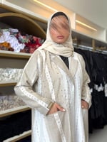 عباية غرام بليزر بقماش كريب اميرال بيج