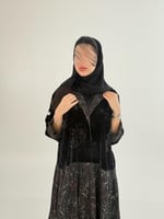 عباية تيرا بقماش مخمل كوري مطبع بطبقات ملون