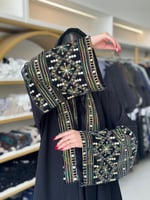عباية غاديا بقماش كريب الابداع تدخيلات مخمل مطرز 2
