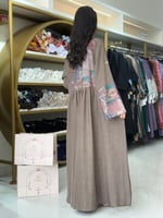 عباية نقش بقماش كريب اوكراني بيج