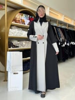 عباية رودي بليزر بقماش كريب مقلم مع كتان - بيج