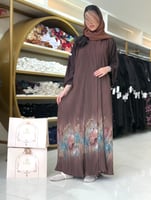 عباية نايله بقماش برنت كسرات بلاسيه بني