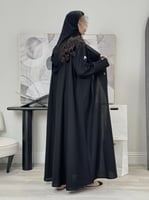 عباية سديم بليزر كريب الاناقة اسود