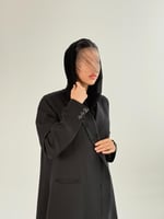 بليزر | عباية ورد بقماش كريب ايطالي دبل ياقه