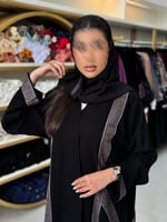 عباية ميرال كريب بلاك مع تطريز ناعم