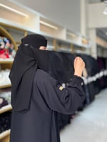 عباية الحج بقماش بلاك بيري مغاط بالكم