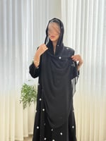 عباية رباب بقماش كريب الابداع مطرز ابيض