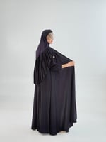 عباية ملاذ بقماش كريب رموش دبل كلوش ليلكي (طرحه بك...