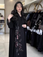 عباية صولا بقماش كريب ايطالي بشك موف